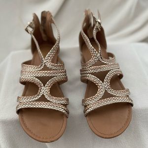 Gently used girls size 5 sandals
